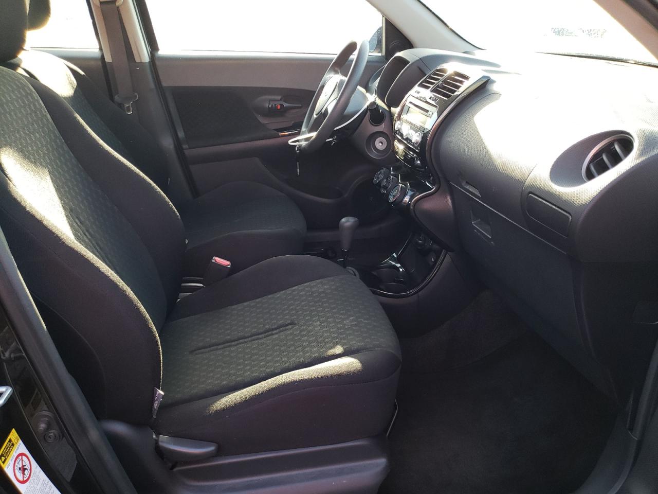 Photo 5 from auction – 2008 TOYOTA SCION XD with VIN JTKKU10498J024060