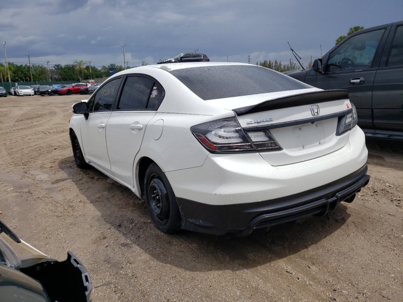 Photo 3 from auction – 2014 HONDA CIVIC LX with VIN 19XFB2F5XEE026526