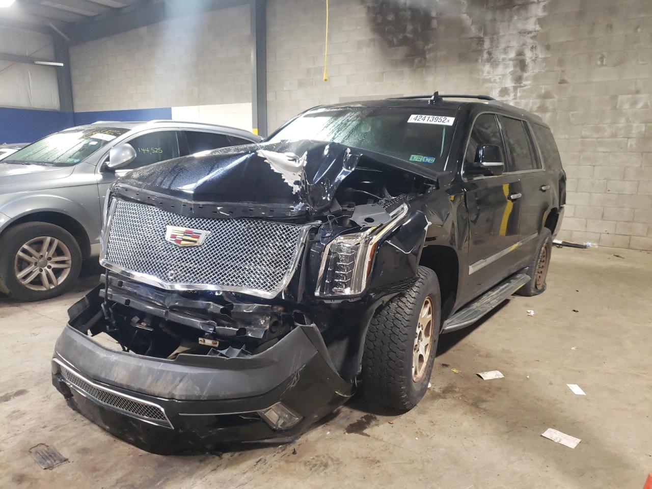 Photo 2 from auction – 2015 CADILLAC ESCALADE L with VIN 1GYS4MKJ5FR744315
