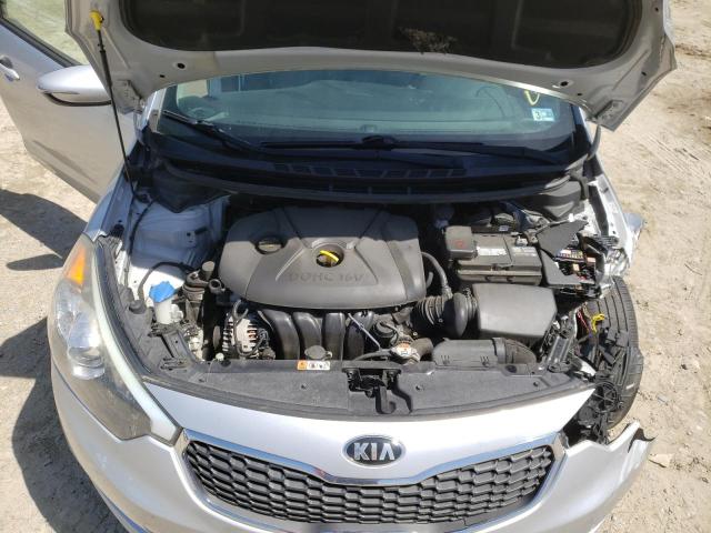 Photo 7 from auction – 2016 KIA FORTE LX with VIN KNAFX4A68G5498300