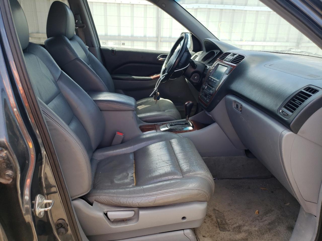 Photo 5 from auction – 2004 ACURA MDX with VIN 2HNYD18274H558278