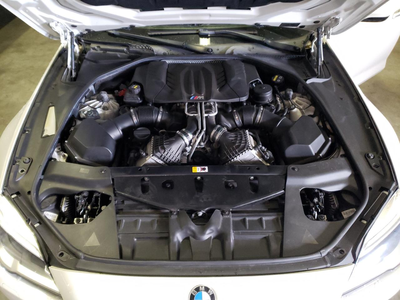 Photo 7 from auction – 2017 BMW M6 GRAN CO with VIN WBS6E9C56HG437505