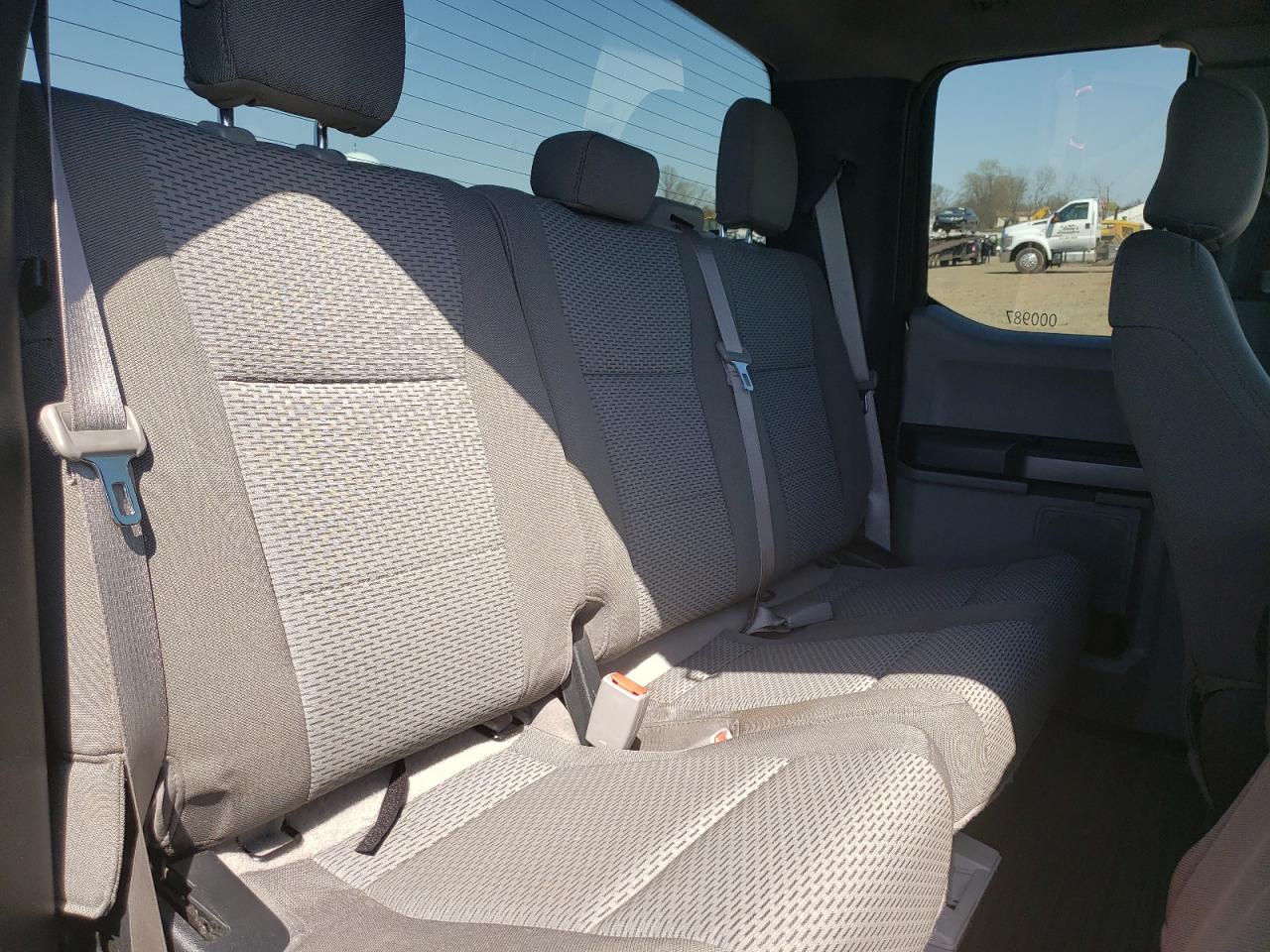 Photo 6 from auction – 2017 FORD F150 SUPER with VIN 1FTEX1C86HFB12951