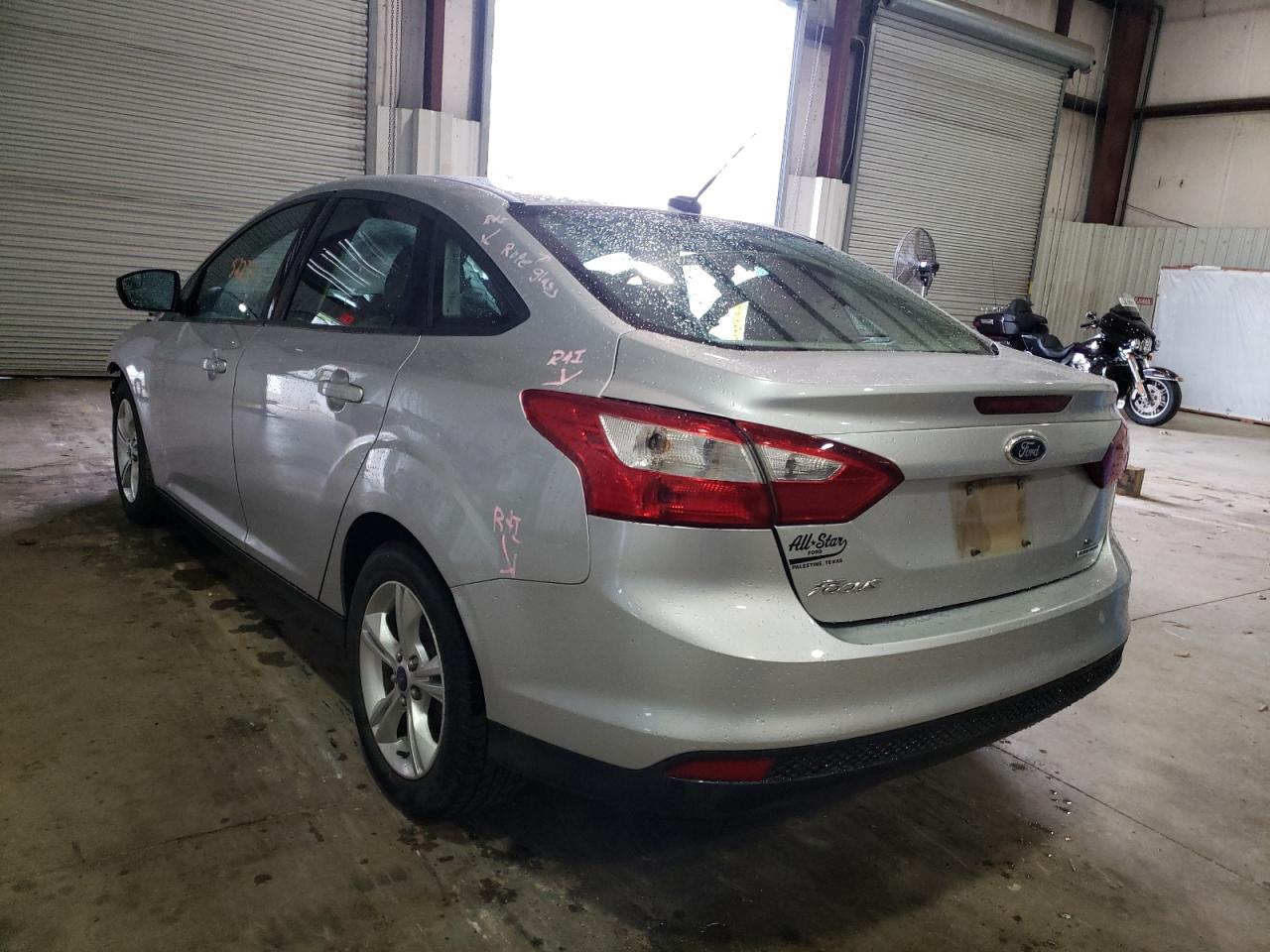 Photo 3 from auction – 2013 FORD FOCUS SE with VIN 1FADP3F23DL210092