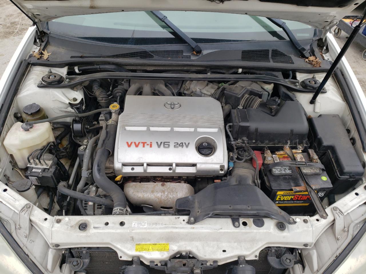 Photo 7 from auction – 2004 TOYOTA CAMRY LE with VIN 4T1BF30K34U074257