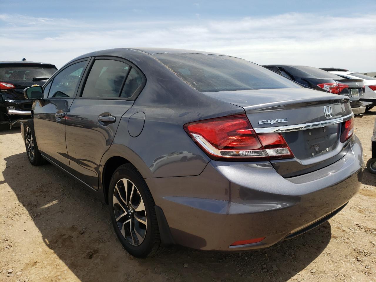 Photo 3 from auction – 2015 HONDA CIVIC EX with VIN 2HGFB2F87FH512552