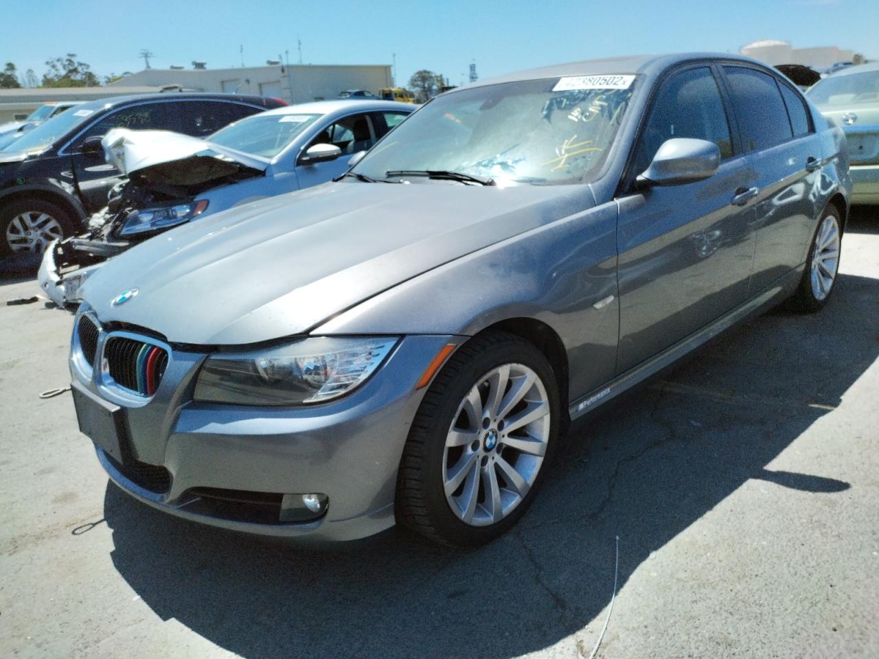 صورة رقم 2 من المزاد - 2011 BMW 328 I SULE مع VIN WBAPH5C59BA441289