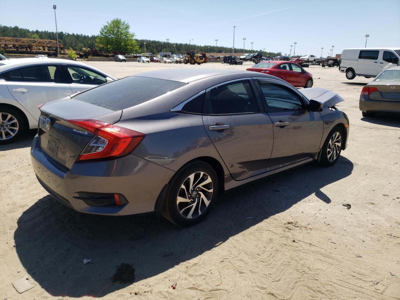 Photo 4 from auction – 2016 HONDA CIVIC EX with VIN 19XFC2F79GE232194