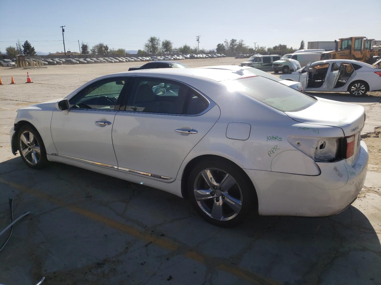 Photo 3 from auction – 2008 LEXUS LS 600HL with VIN JTHDU46FX85004112