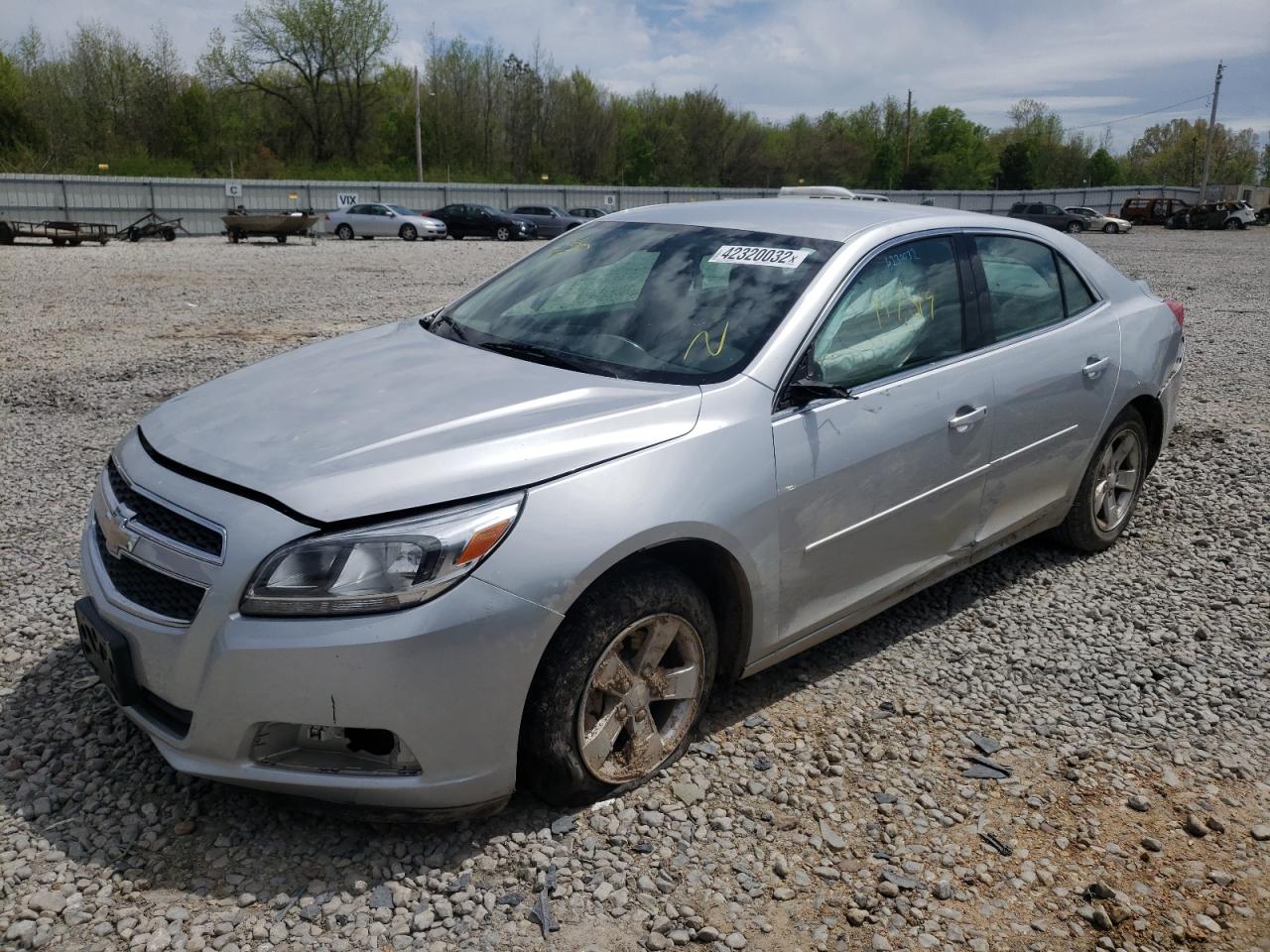 Photo 2 from auction – 2013 CHEVROLET MALIBU LS with VIN 1G11B5SA4DF352947