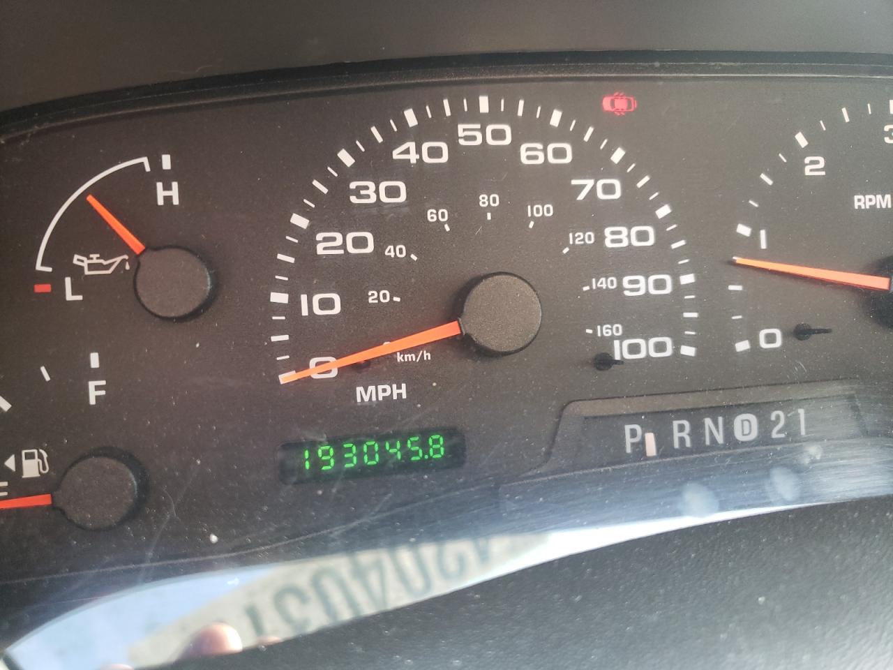 Photo 8 from auction – 2002 FORD F250 with VIN 1FTNX21L82EB64382