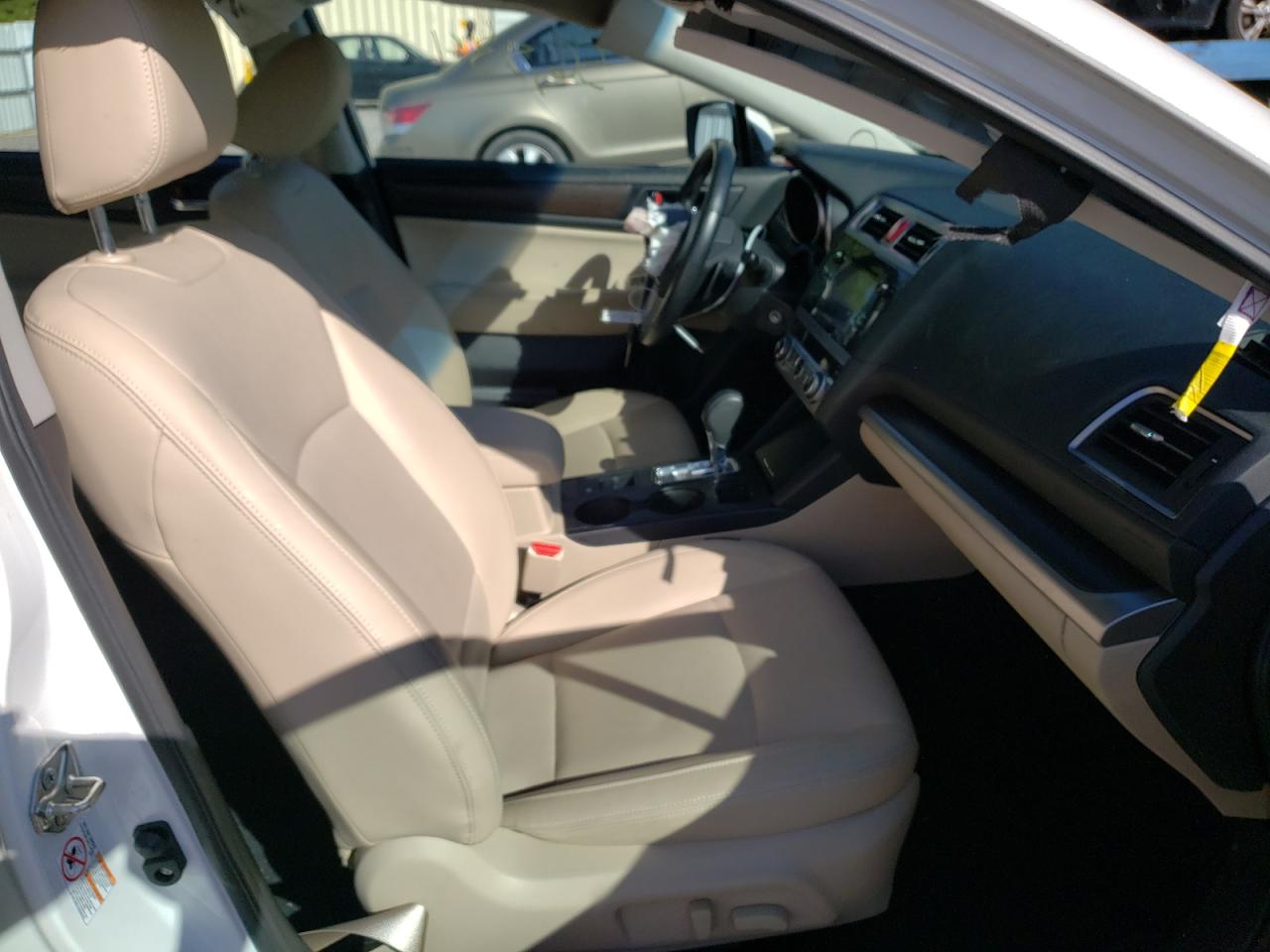 Photo 5 from auction – 2016 SUBARU LEGACY 2.5 with VIN 4S3BNBJ61G3019352