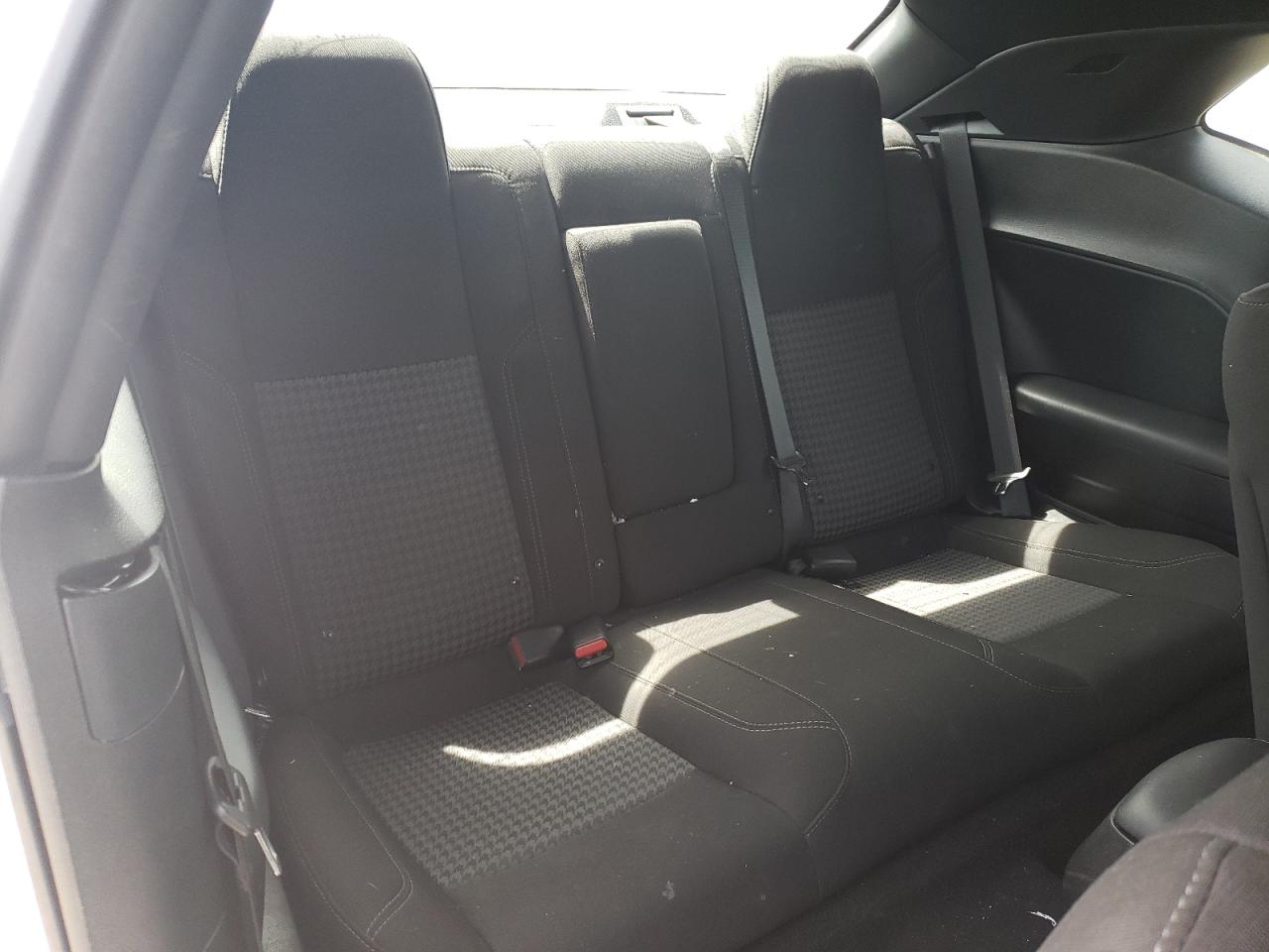 Photo 6 from auction – 2020 DODGE CHALLENGER with VIN 2C3CDZAG2LH172293