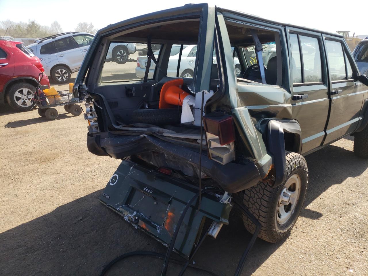 Photo 9 from auction – 1996 JEEP CHEROKEE S with VIN 1J4FJ68S1TL230465
