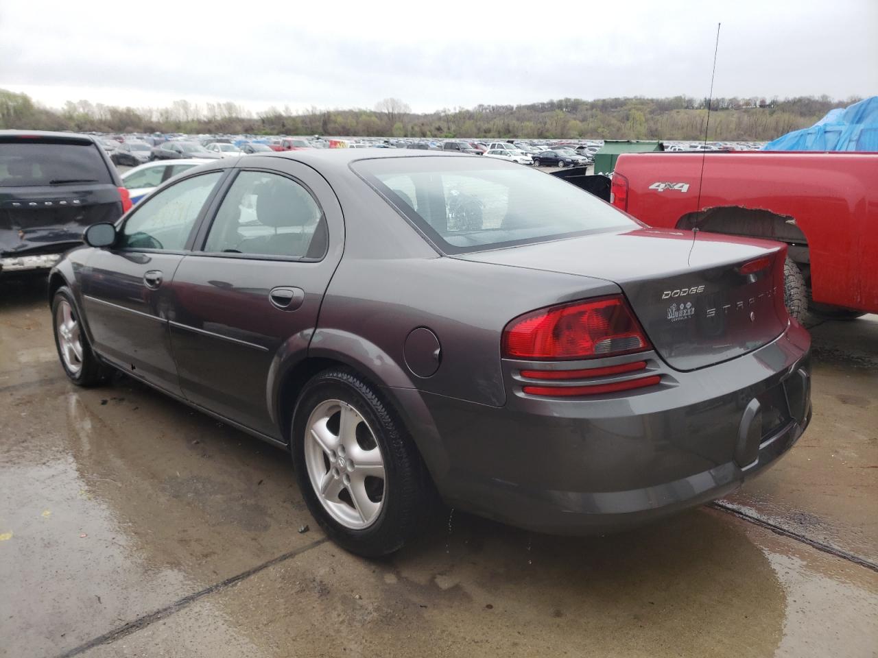 Photo 3 from auction – 2005 DODGE STRATUS SX with VIN 1B3EL46R65N582434