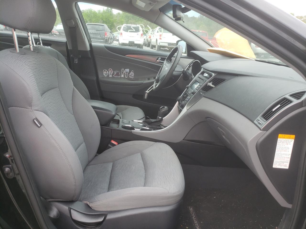 Photo 5 from auction – 2014 HYUNDAI SONATA HYB with VIN KMHEC4A4XEA116678