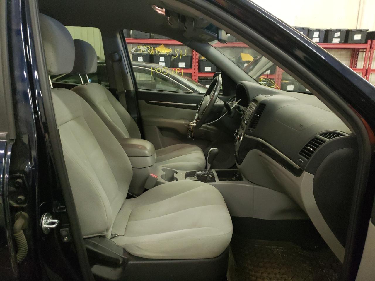 Photo 5 from auction – 2009 HYUNDAI SANTA FE G with VIN 5NMSG73D59H299025