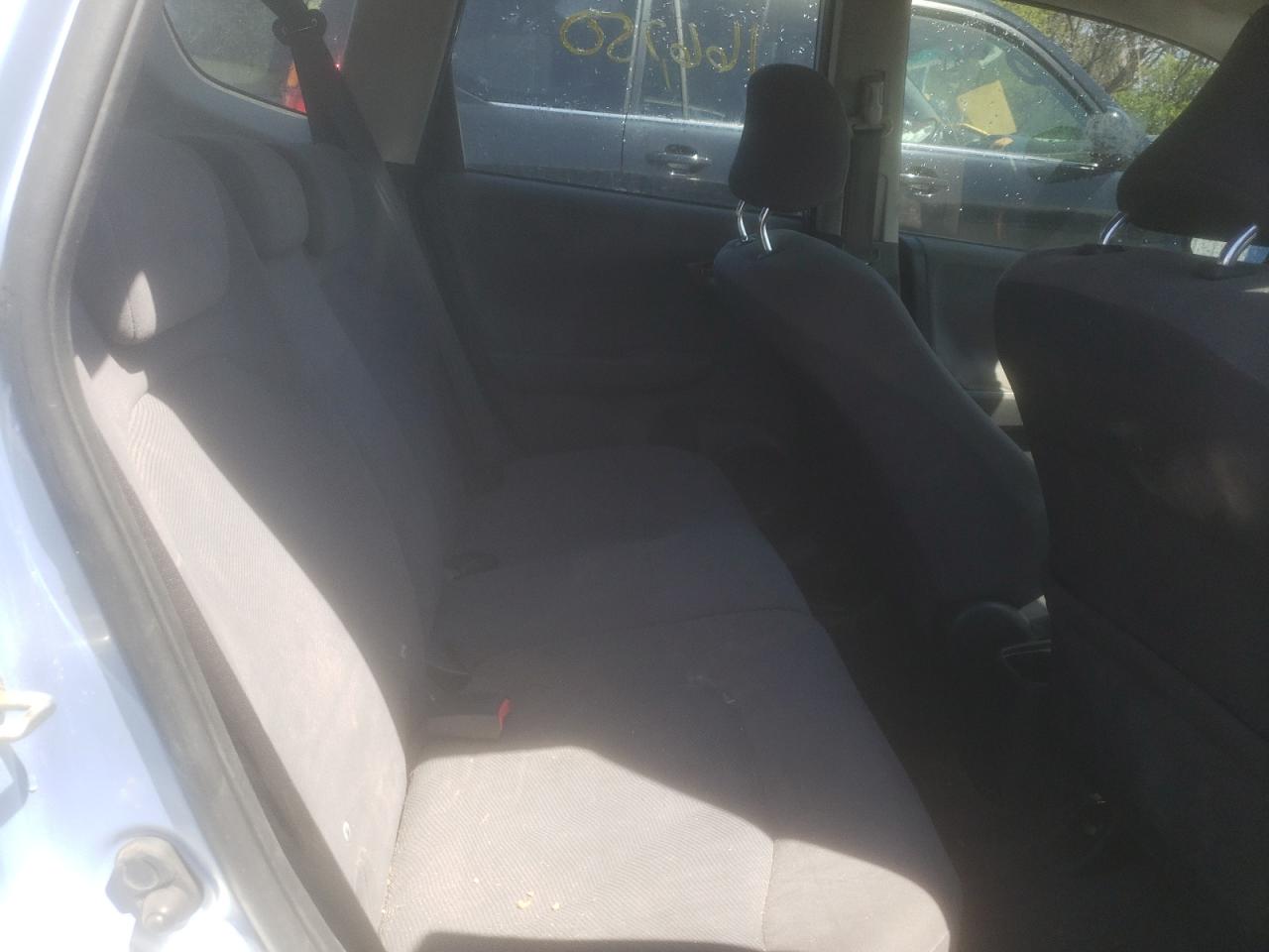 Фото 6 с аукциона – 2010 HONDA FIT с VIN JHMGE8H24AC030833