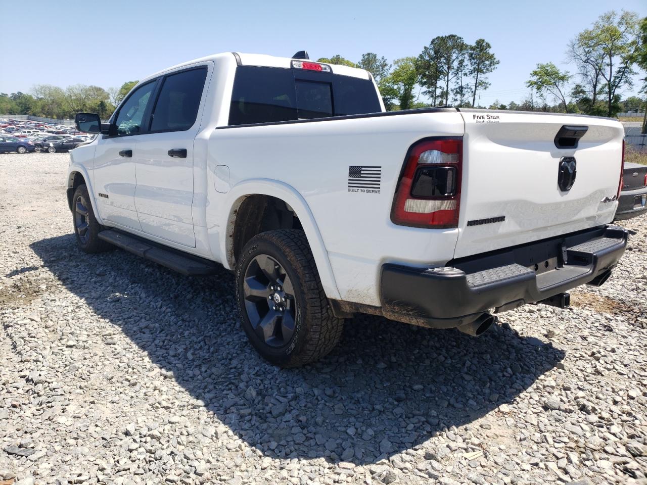 Foto 3 de la subasta – 2021 RAM 1500 BIG H con VIN 1C6SRFFTXMN761296
