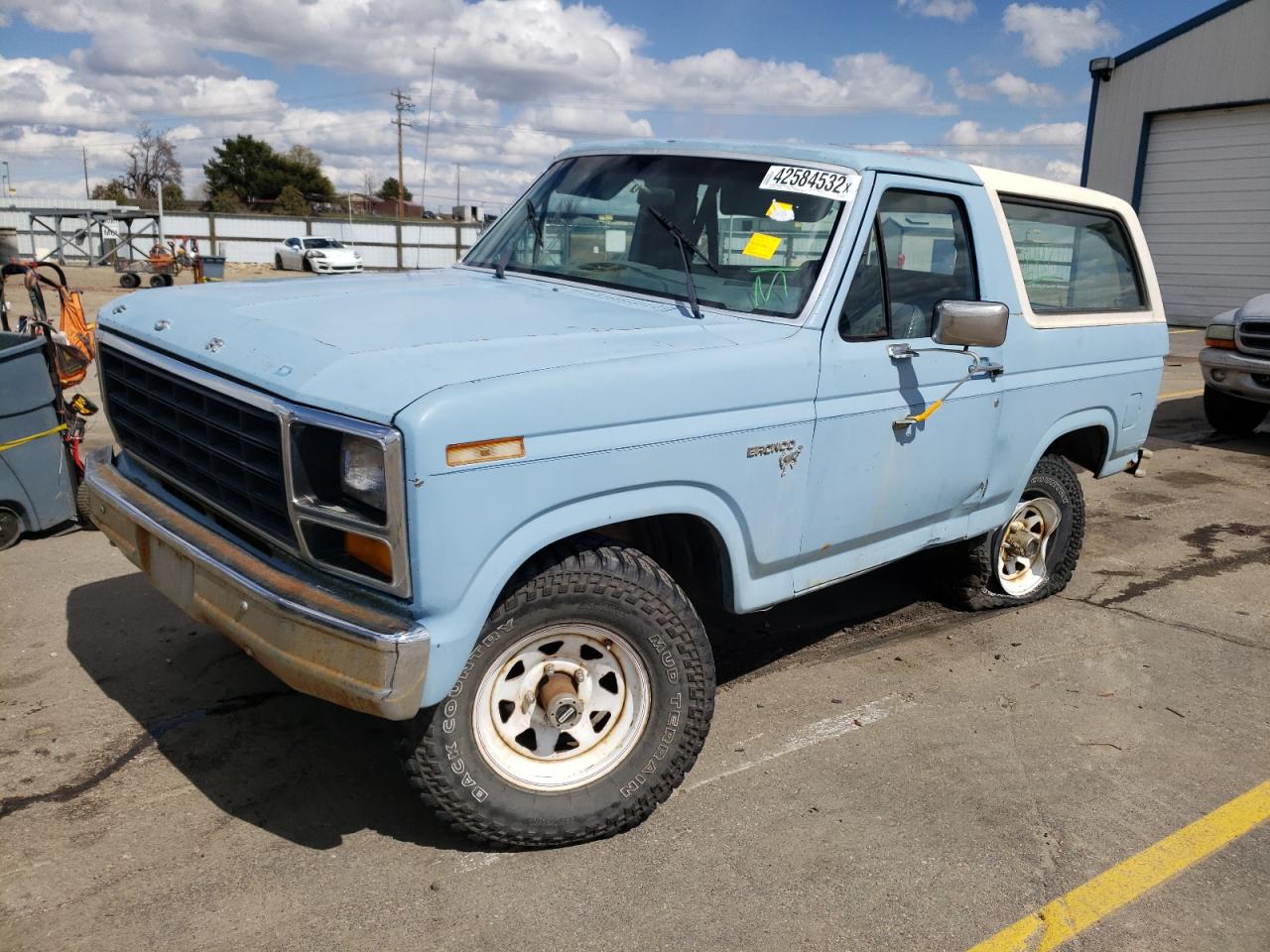 Photo 2 from auction – 1981 FORD BRONCO U10 with VIN 1FMDU15G1BLA60898