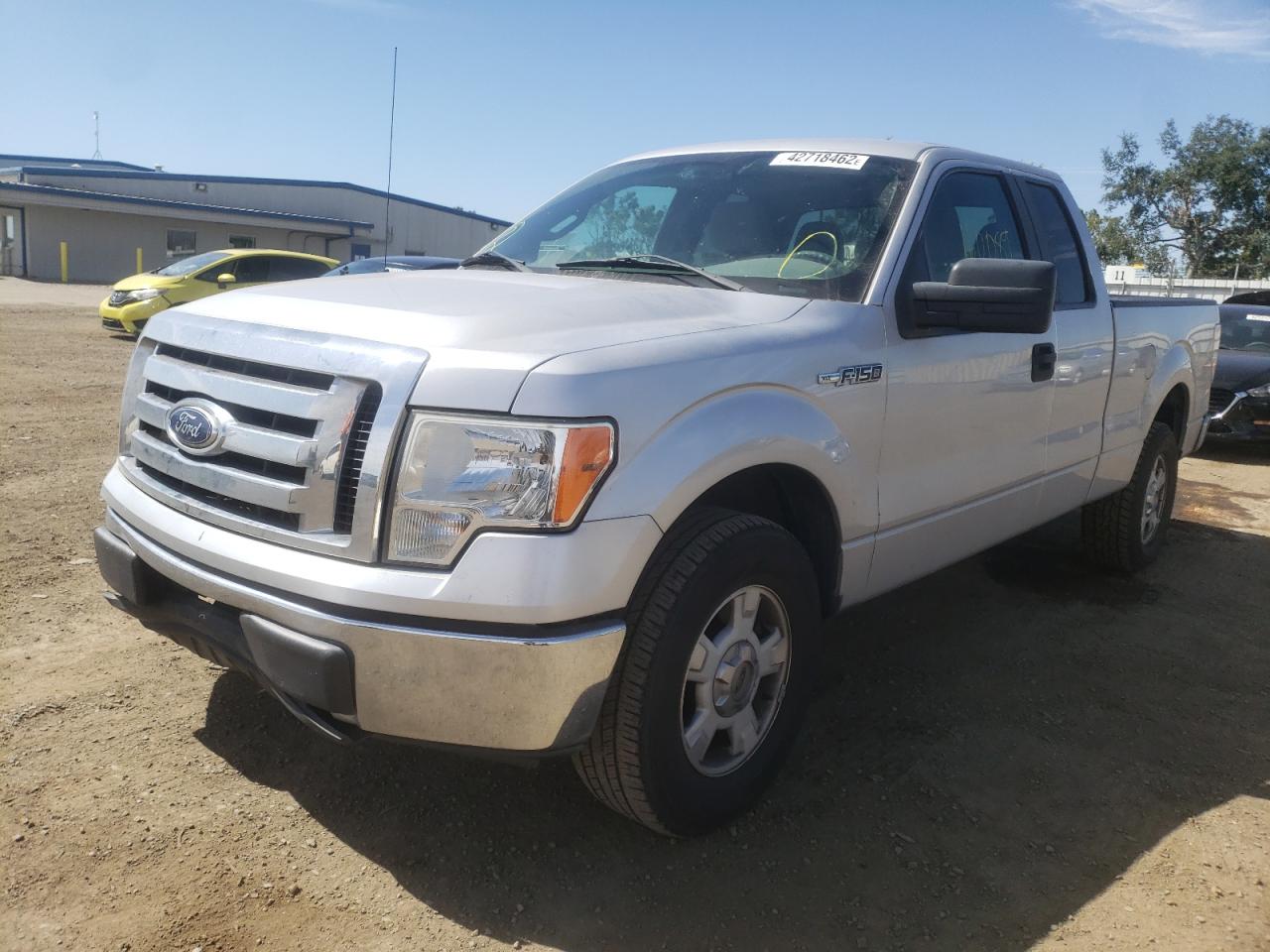 Photo 2 from auction – 2010 FORD F150 SUPER with VIN 1FTEX1C81AFA69612
