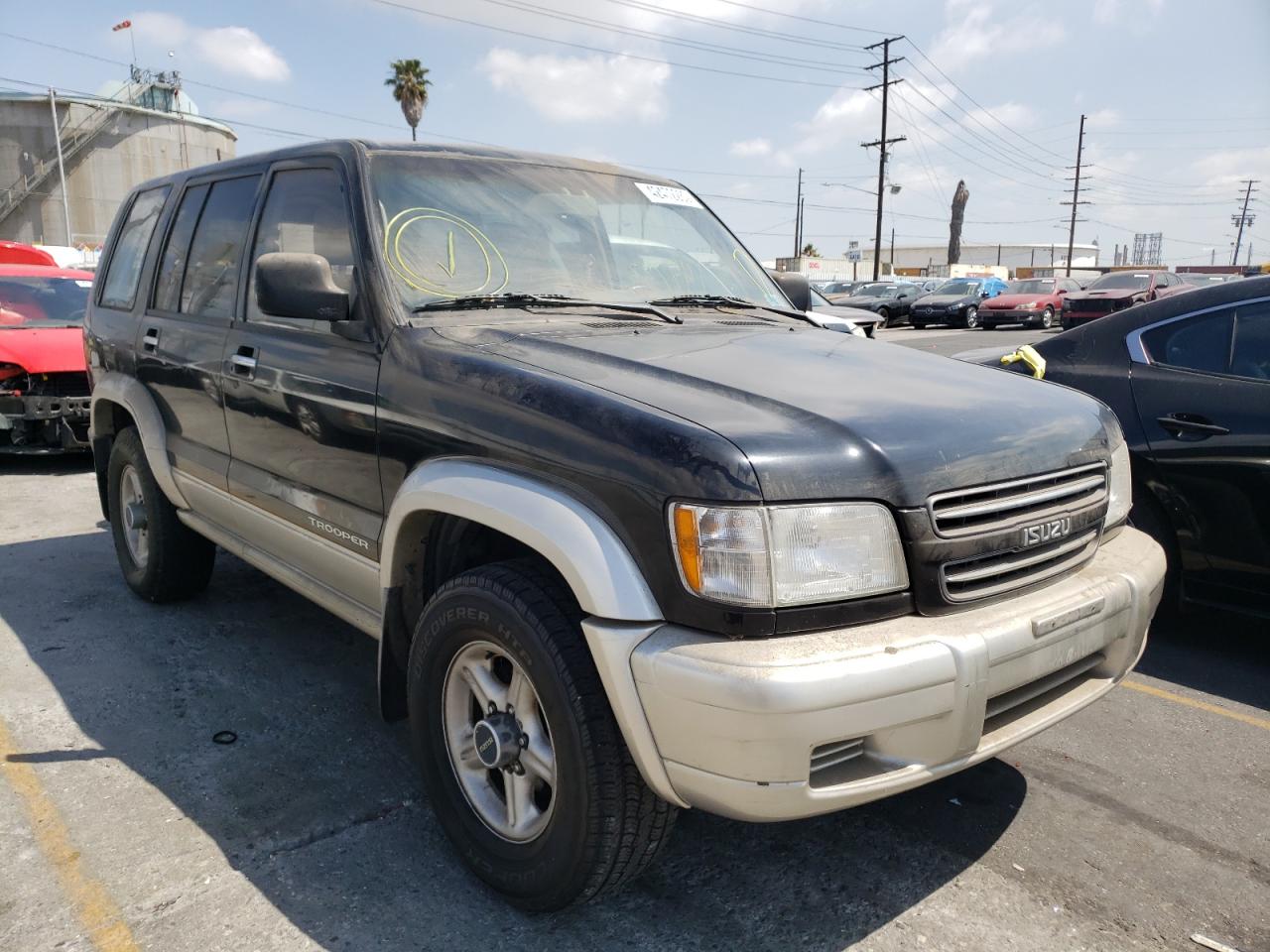 ISUZU TROOPER S 2001 with VIN JACDJ58XX17J10333 - Photo from auction