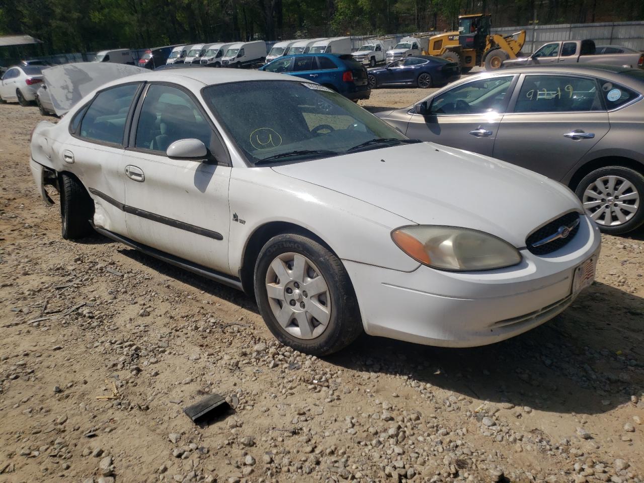 FORD TAURUS SE 2000 with VIN 1FAFP532XYA172970 - Photo from auction