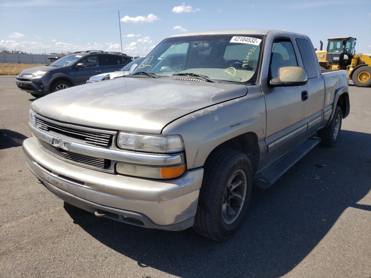 Photo 2 from auction – 2000 CHEVROLET SILVERADO with VIN 2GCEK19T0Y1309289
