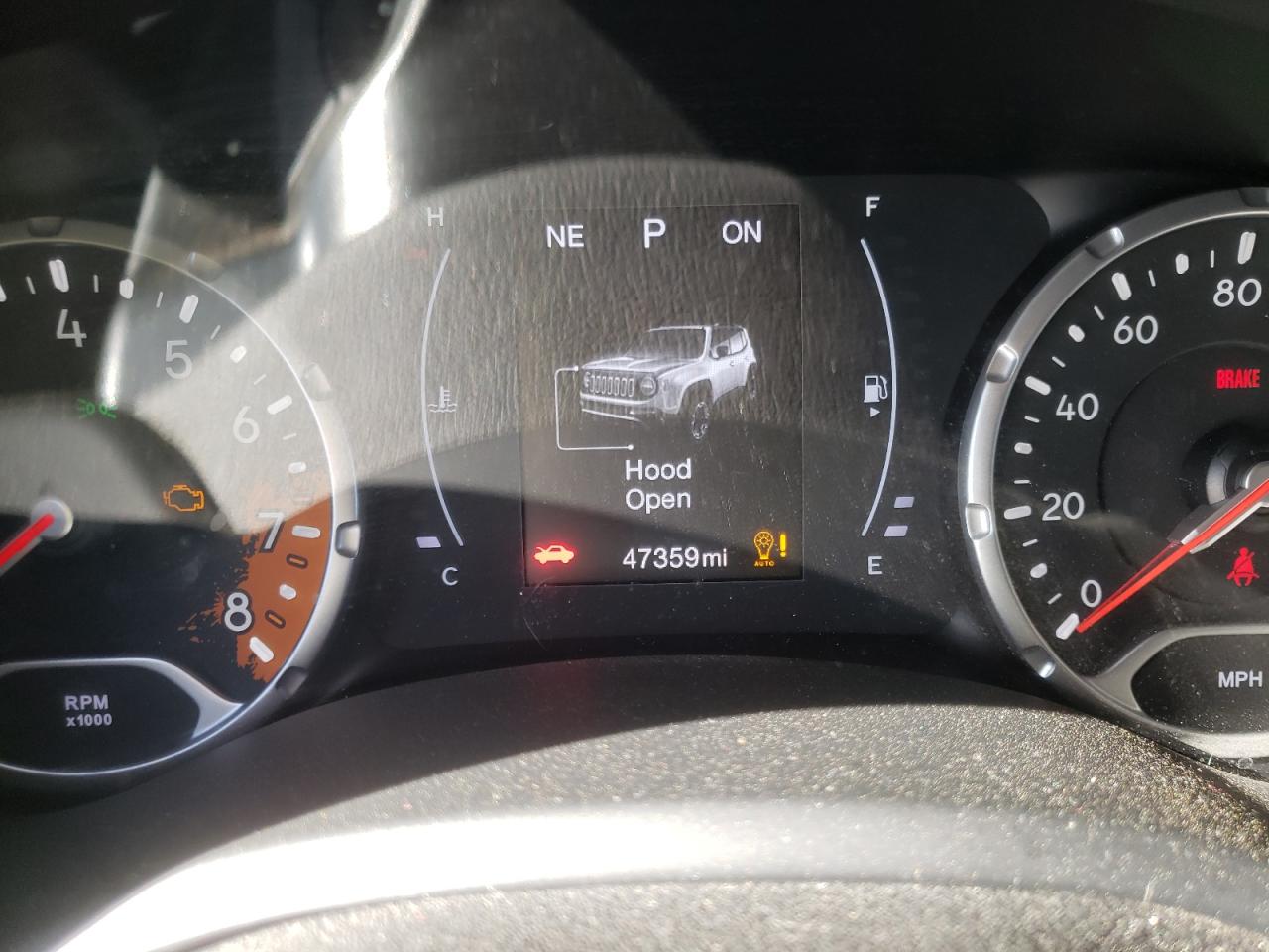Photo 8 from auction – 2018 JEEP RENEGADE L with VIN ZACCJABB6JPH42946