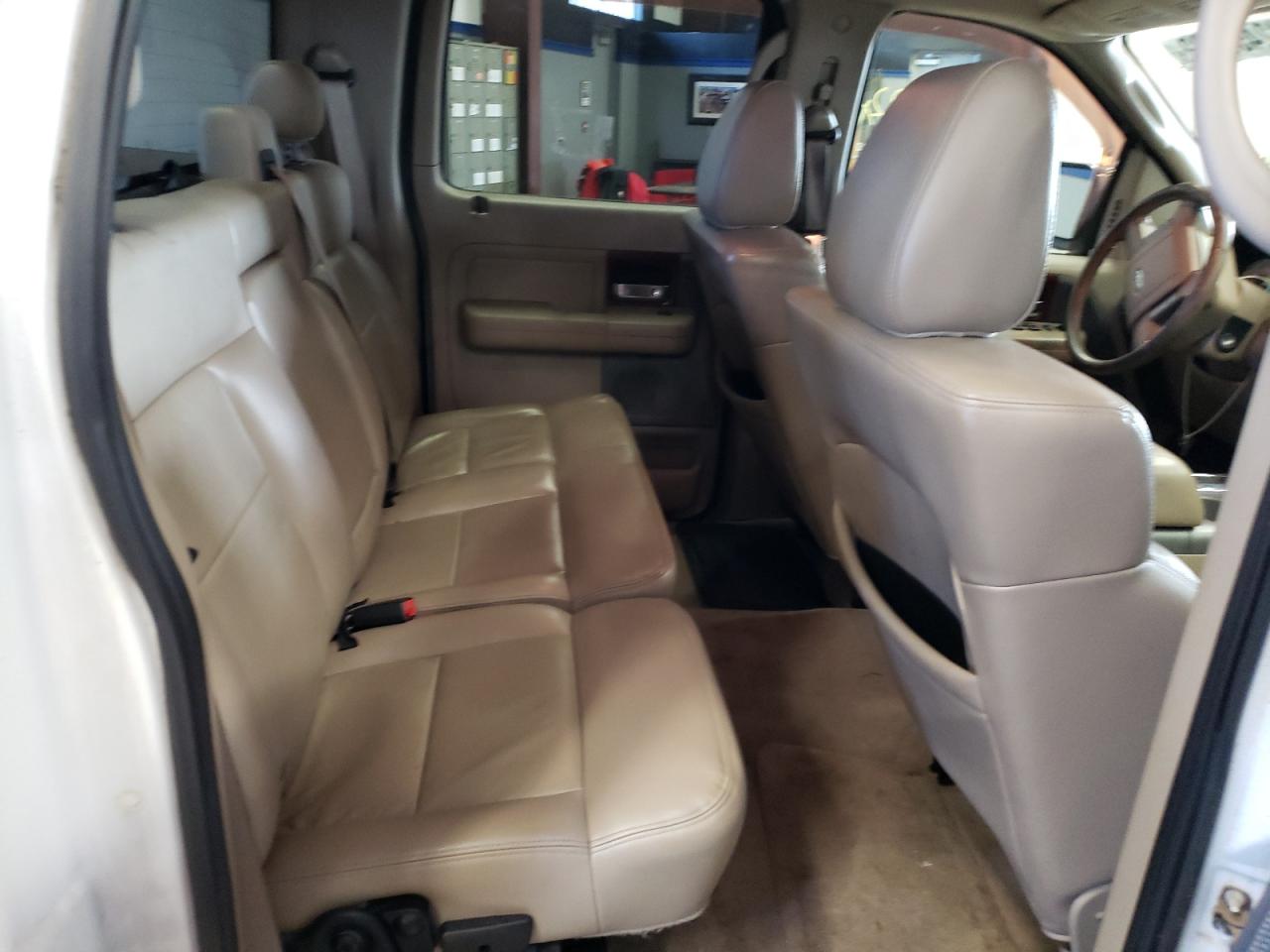 Photo 6 from auction – 2005 FORD F150 SUPER with VIN 1FTPW14525KE36711