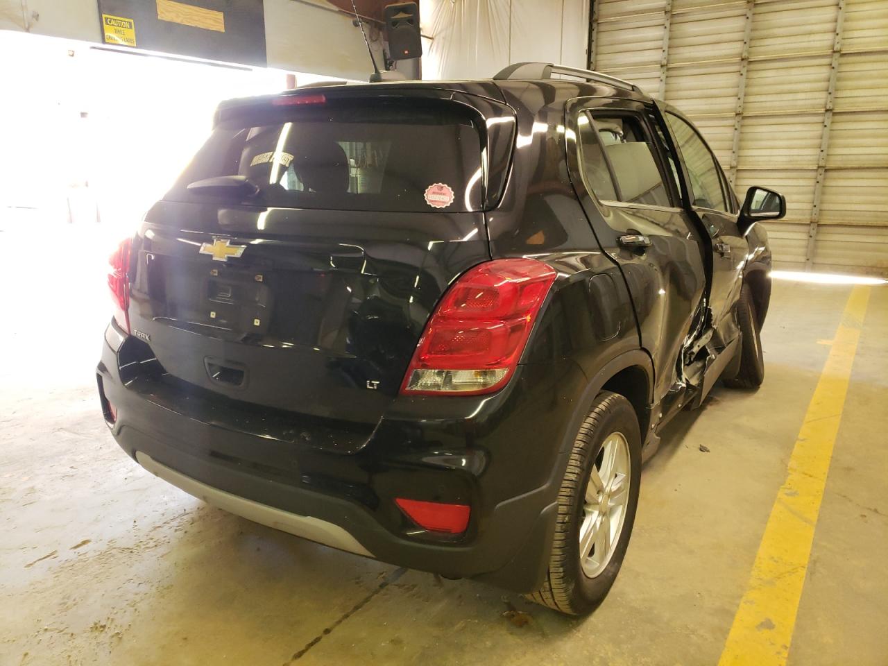 Photo 4 from auction – 2019 CHEVROLET TRAX 1LT with VIN 3GNCJLSB3KL206114
