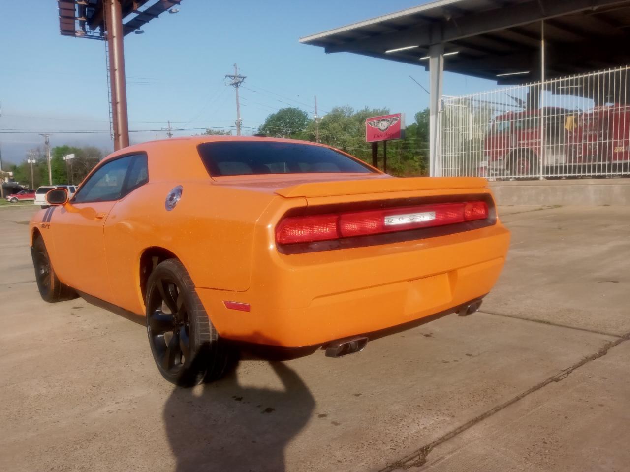Photo 3 from auction – 2014 DODGE CHALLENGER with VIN 2C3CDYBT6EH185024