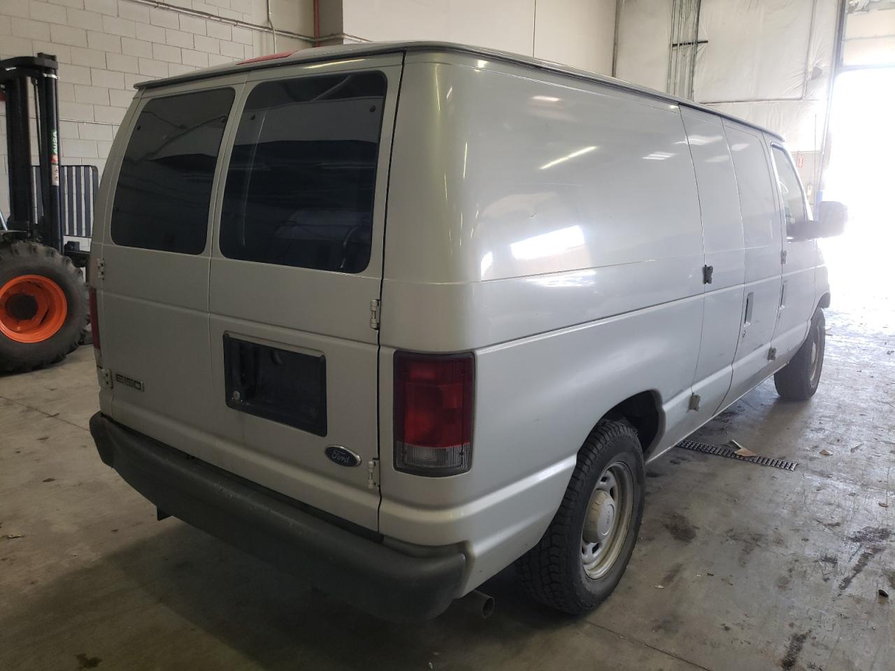 Photo 4 from auction – 2006 FORD ECONOLINE with VIN 1FTRE14W26HA43276