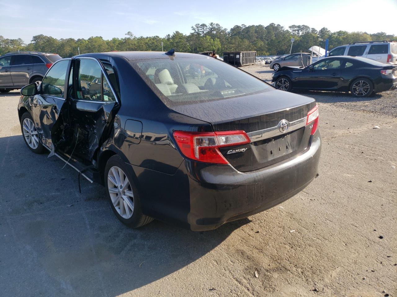 Photo 3 from auction – 2012 TOYOTA CAMRY BASE with VIN 4T1BF1FK5CU512965