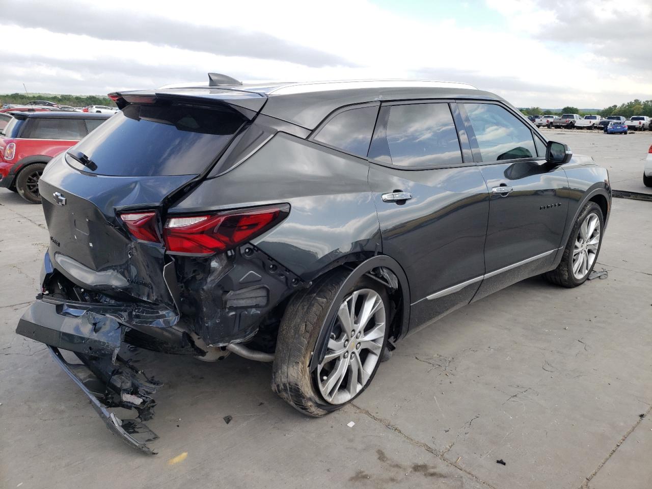 Photo 4 from auction – 2019 CHEVROLET BLAZER PRE with VIN 3GNKBFRS3KS687021