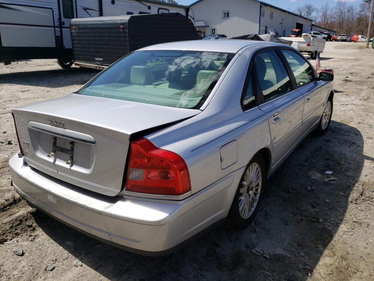 Photo 4 from auction – 2004 VOLVO S80 with VIN YV1TS92D741335651