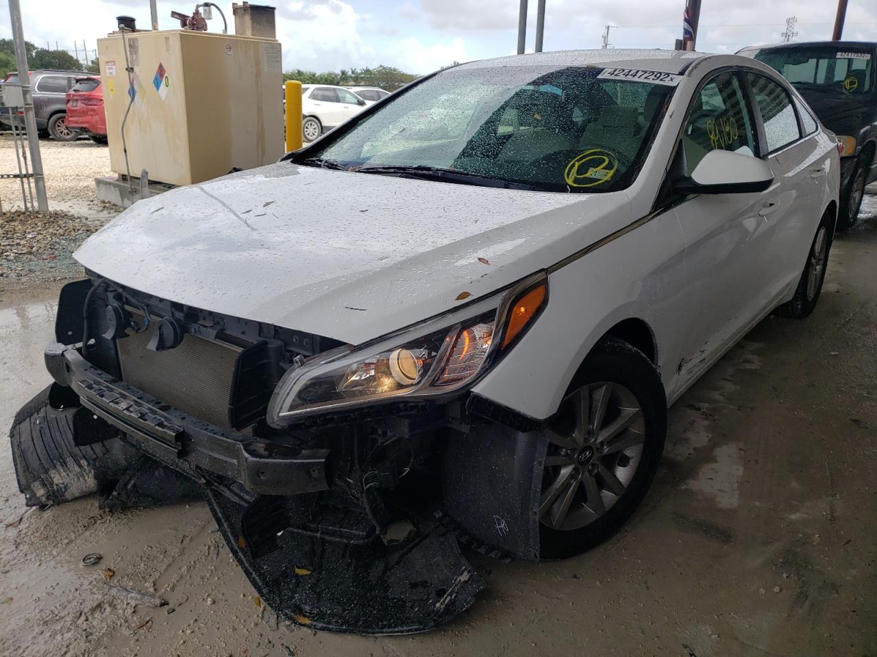 Photo 2 from auction – 2017 HYUNDAI SONATA SE with VIN 5NPE24AF6HH459610