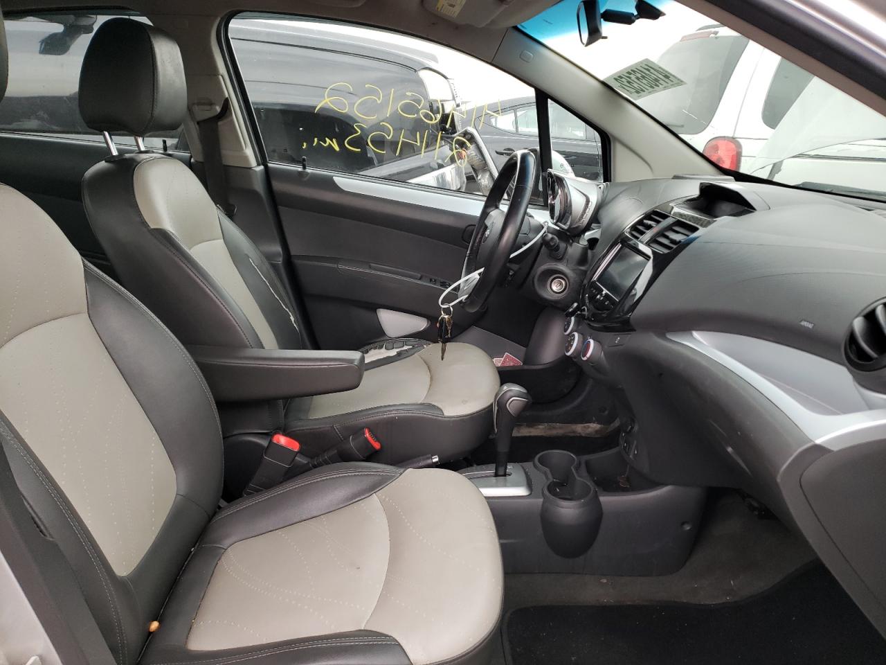 Zdjęcie 5 z aukcji – 2013 CHEVROLET SPARK 2LT z VIN KL8CF6S96DC529685