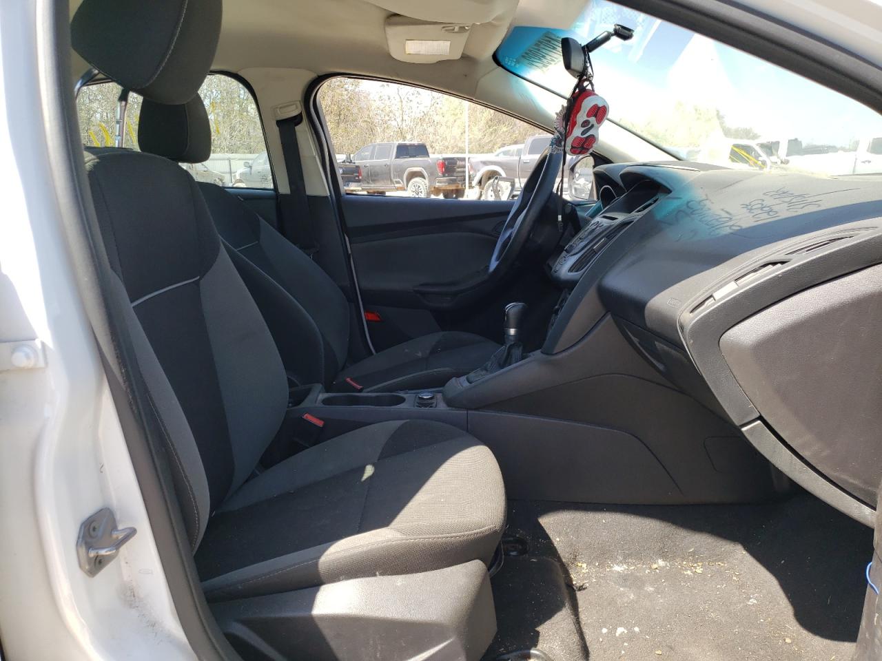 Photo 5 from auction – 2013 FORD FOCUS S with VIN 1FADP3E22DL373298