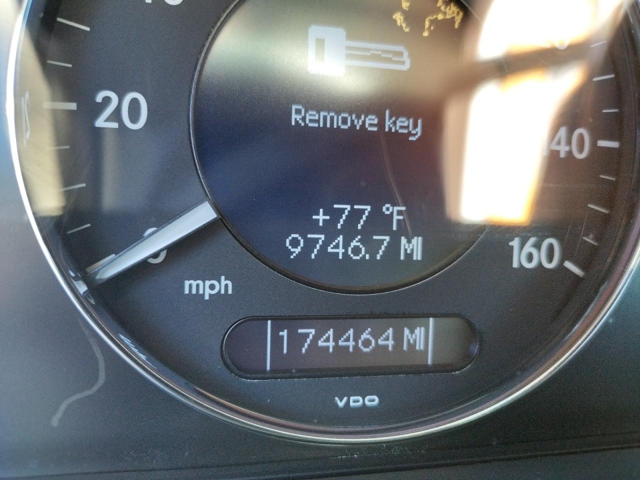 Photo 8 from auction – 2006 MERCEDES-BENZ E 320 CDI with VIN WDBUF26J96A890544