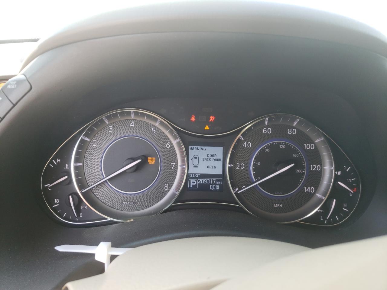 Photo 8 from auction – 2014 INFINITI QX80 with VIN JN8AZ2NE6E9065923