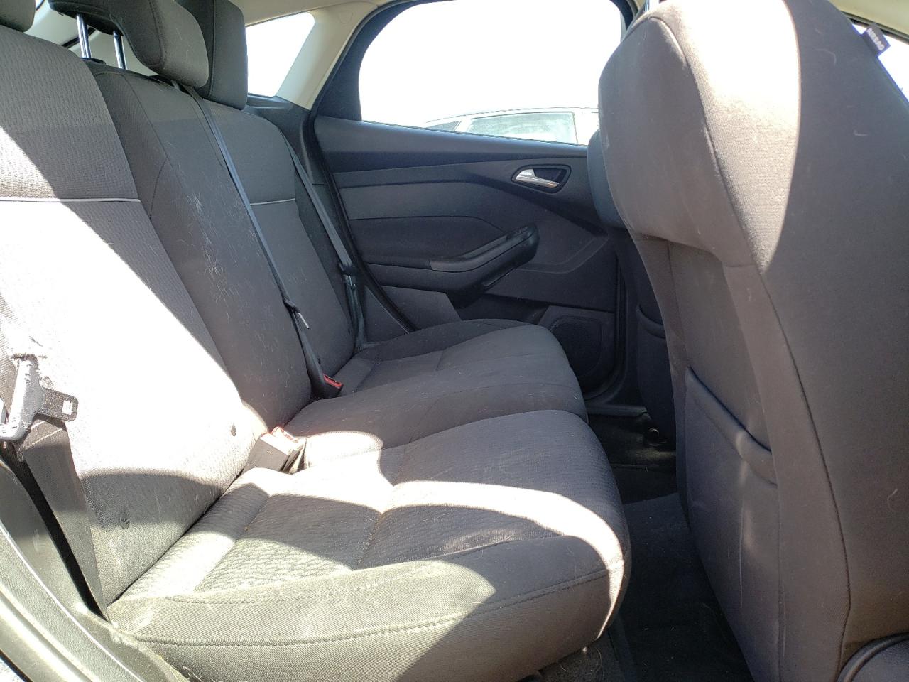 Photo 6 from auction – 2012 FORD FOCUS SEL with VIN 1FAHP3M25CL114807