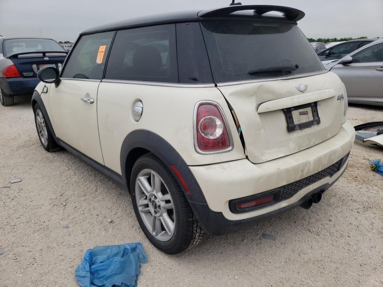 Photo 3 from auction – 2011 MINI COOPER S with VIN WMWSV3C56BTY14526