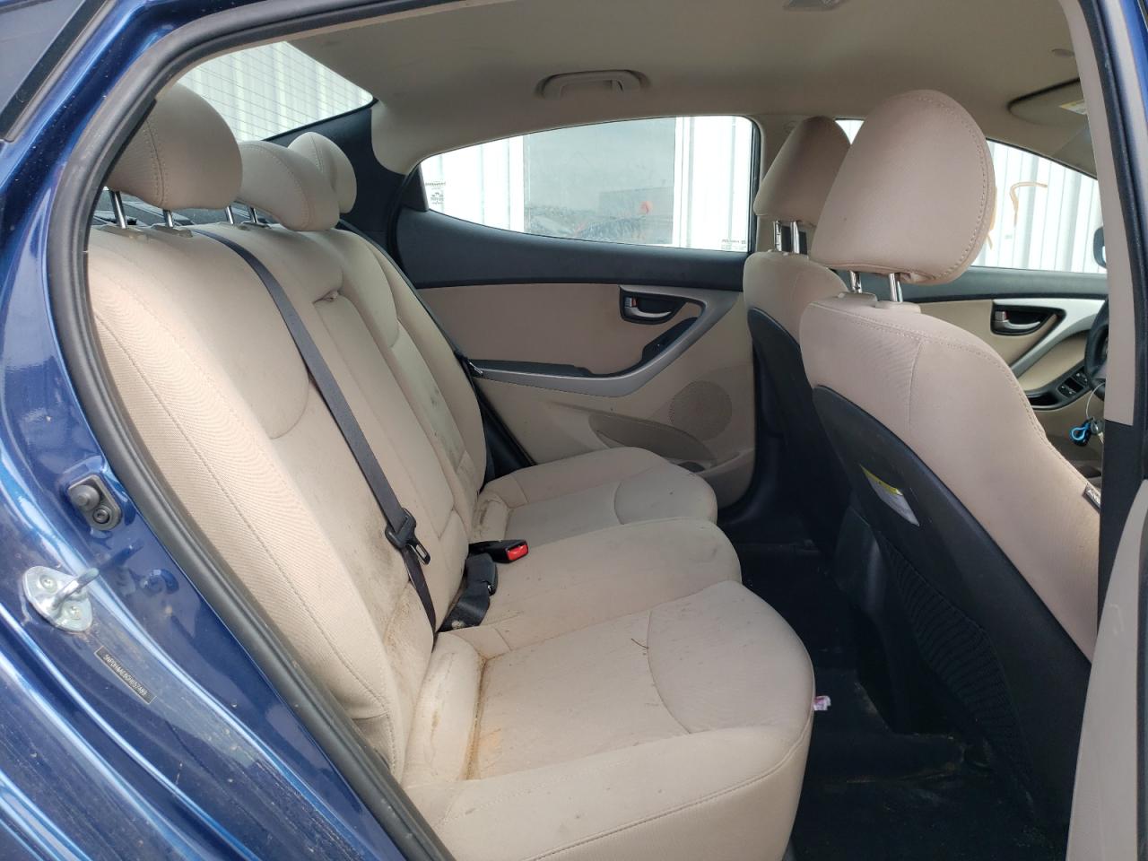 Photo 6 from auction – 2016 HYUNDAI ELANTRA SE with VIN 5NPDH4AE8GH657489