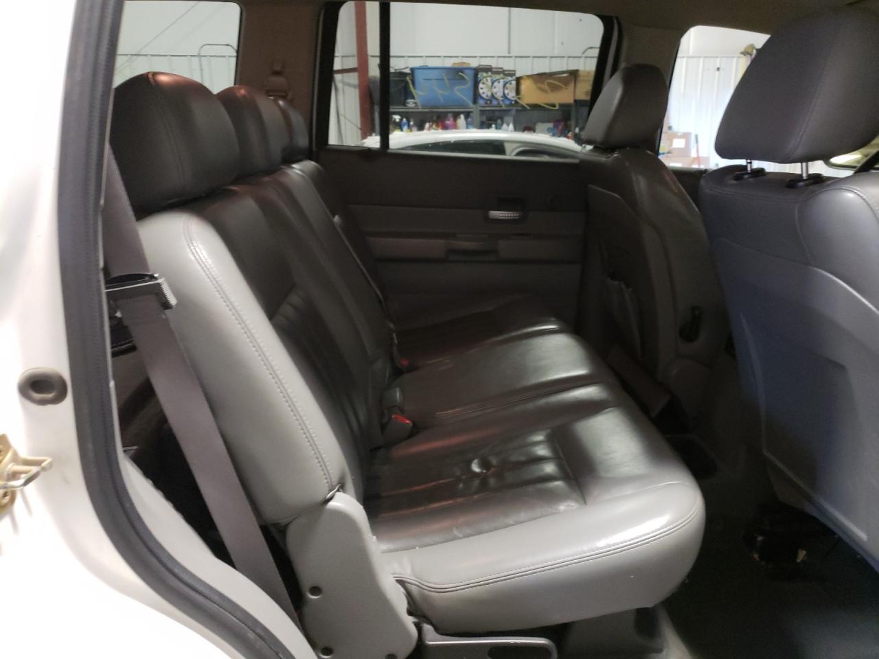 Photo 6 from auction – 2005 DODGE DURANGO LI with VIN 1D4HB58D95F507603