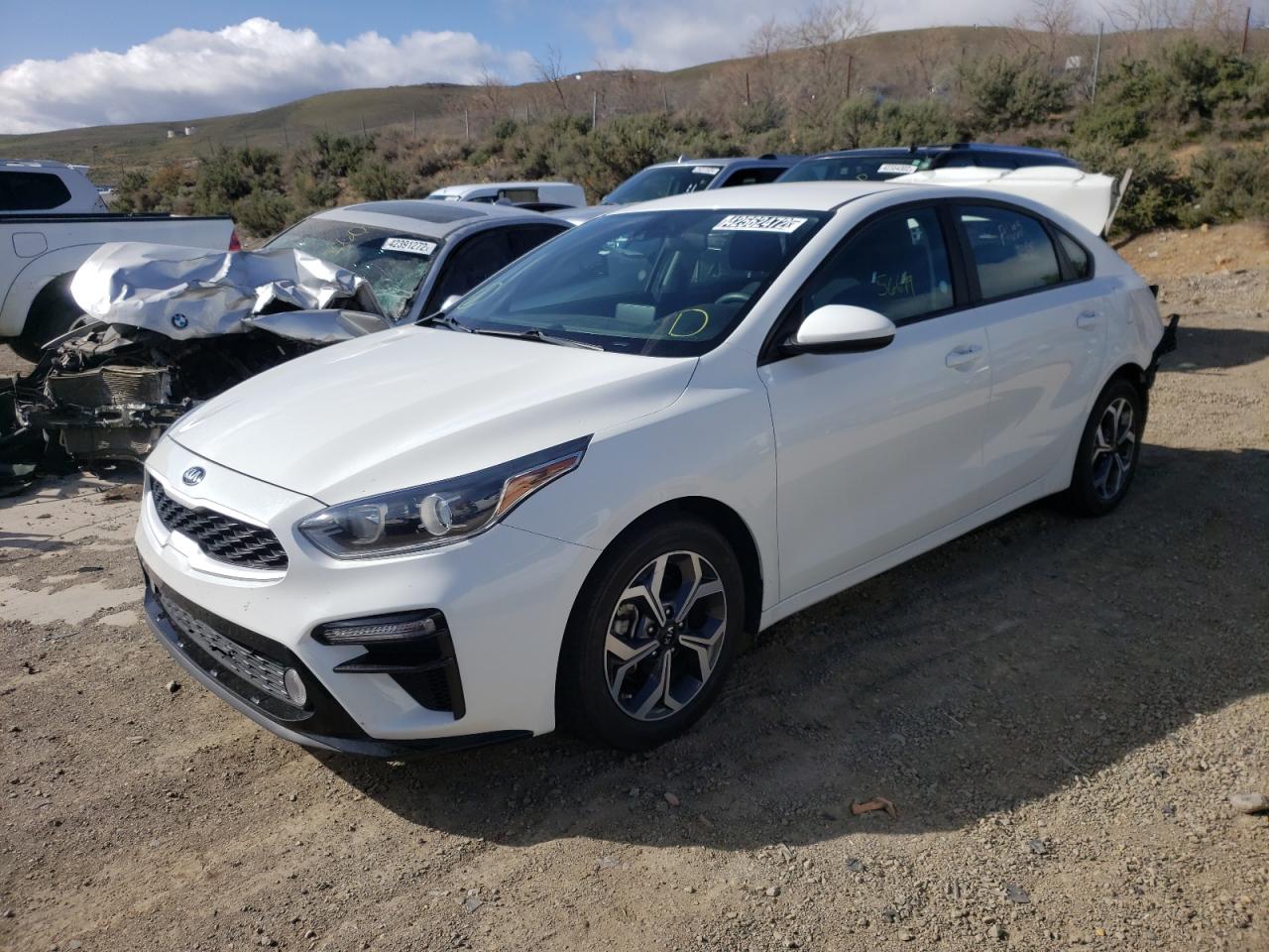 Photo 2 from auction – 2019 KIA FORTE FE with VIN 3KPF24AD3KE049829