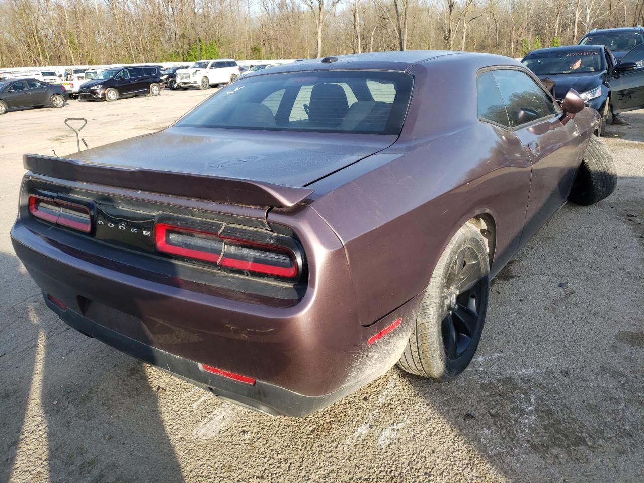 Photo 4 from auction – 2016 DODGE CHALLENGER with VIN 2C3CDZAG2GH200857