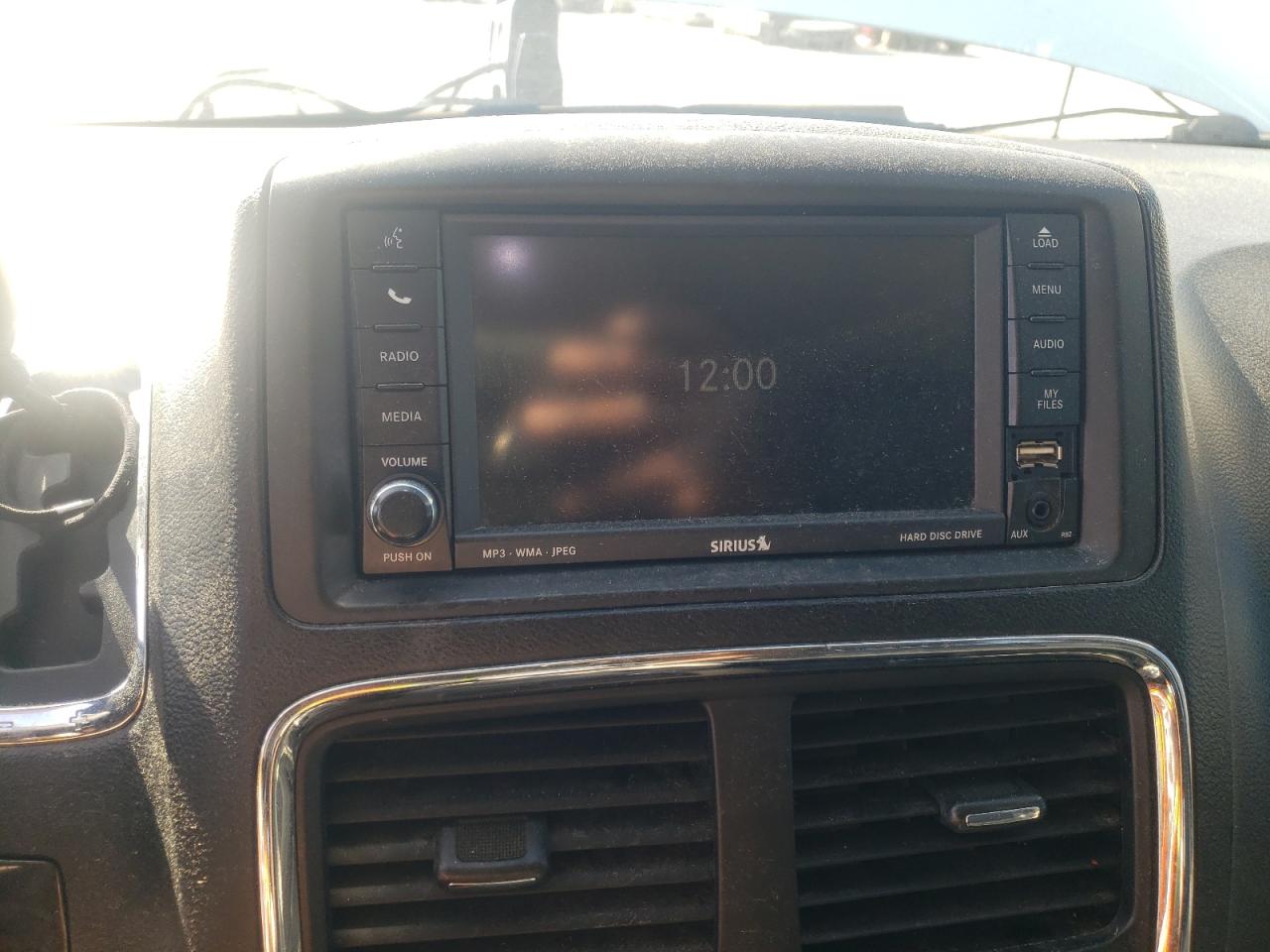 Photo 9 from auction – 2011 DODGE GRAND CARA with VIN 2D4RN5DG2BR661604