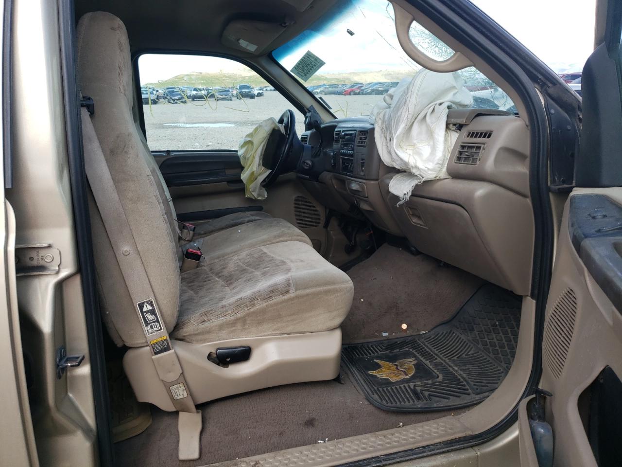 Photo 5 from auction – 2000 FORD F250 SUPER with VIN 1FTNW21F0YEB22939