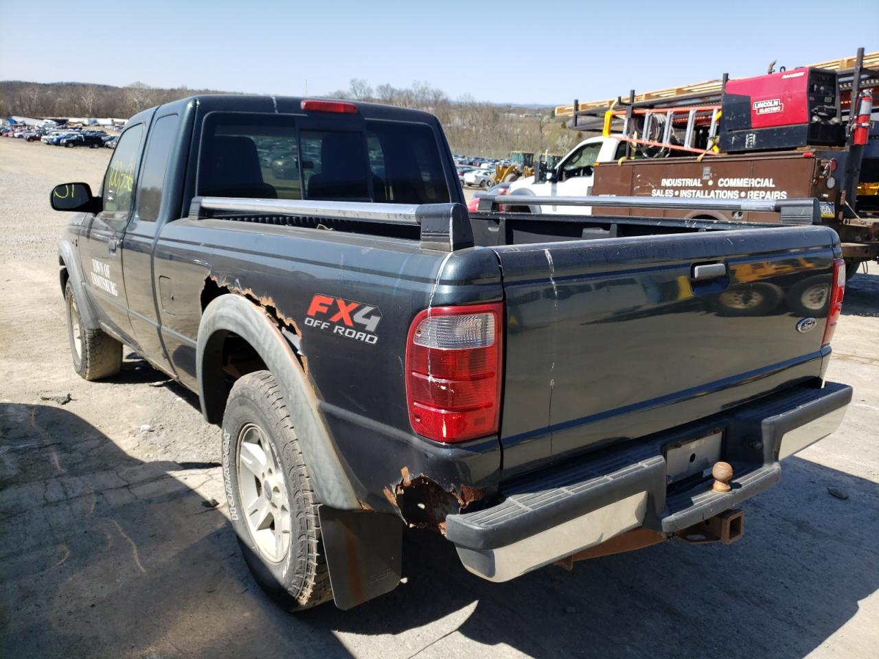 Photo 3 from auction – 2004 FORD RANGER SUP with VIN 1FTZR45E84PA05176